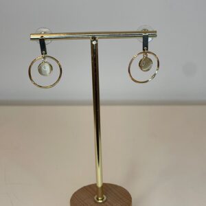 gouden hangers met witte stras