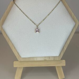 gouden ketting kort met roze steen