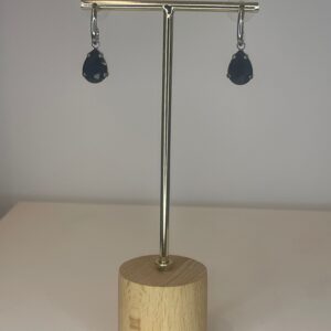 133d05fe-68ed-4a09-84d0-46e1ac52d07d.jpg donkerpaarse hangers