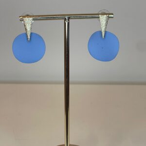 oorbel met lichtblauwe hangers