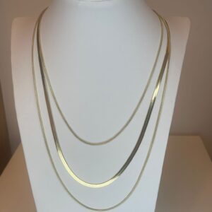 21dbe9b0-81a7-4f64-9c63-3ac3f11a9de6.jpg ketting goud driedubbel