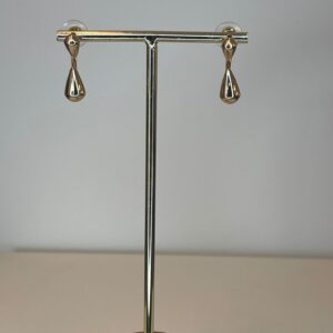 6e85828c-ebcd-4ce0-b238-debd4d78ce34.jpg oorbel druppeltjes