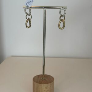 oorbel drie schakels goud en strass