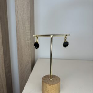 IMG_3731.jpeg zwarte oorbel