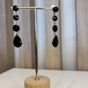 IMG_7234.jpeg oorbel zwarte hangers met zilver