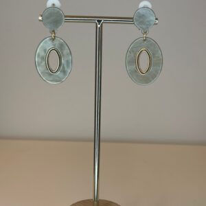 a19a6afa-aedf-4473-9b6f-110db310578e.jpg oorbel clips, grijze hanger