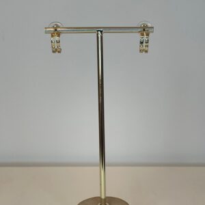 gouden stekers met kleine zilveren steentjes