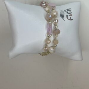 ca72ceb1-0d69-4ea8-b7e1-d637e5e6b2f0.jpg armband met roze kralen