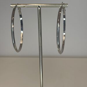 e8c66561-c012-4f5a-9321-3a8474f36807.jpg ooring grote zilveren ring