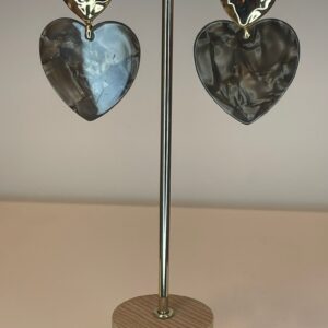 f8a52eaf-d6d1-49d0-bd21-7decf0f9ed10.jpg oorbel groot hart bruin