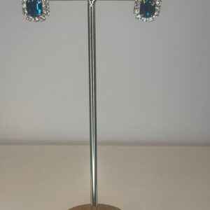 oorbel met ingelegde blauwe steen