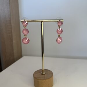 IMG_6749.jpeg oorbel hanger met roze steentjes