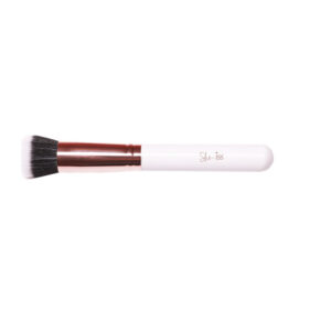 she iss stipling brush